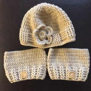 NWOT Beige Beanie with Boot Cuffs